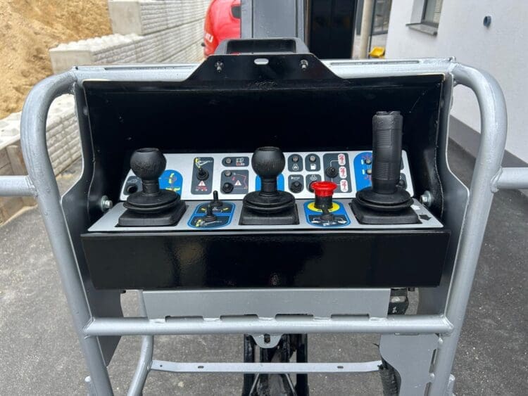 Gelenkteleskoparbeitsbühne Manitou 160 ATJ – Bild 6